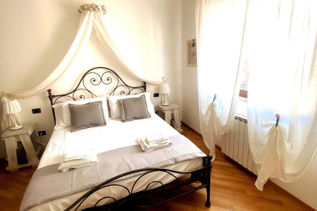 Rebecca'S House Флоренция Экстерьер фото